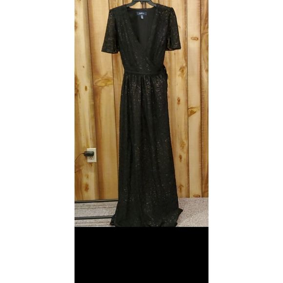 Modcloth Maxi Wrap Dress Size Medium Short Sleeves Gold Embellishment in Black - Picture 4 of 14